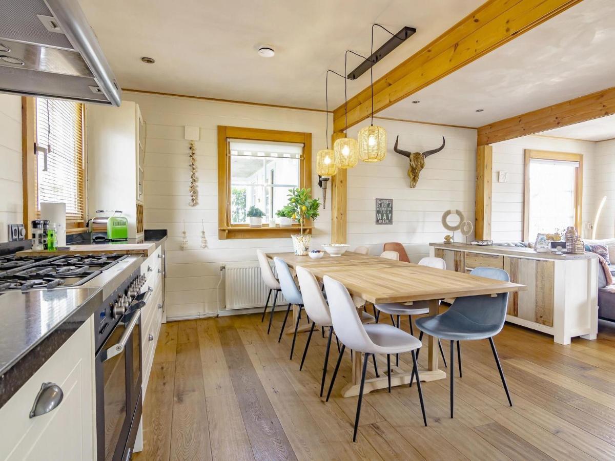 Beautiful Holiday Home With Private Terrace Kropswolde Екстериор снимка