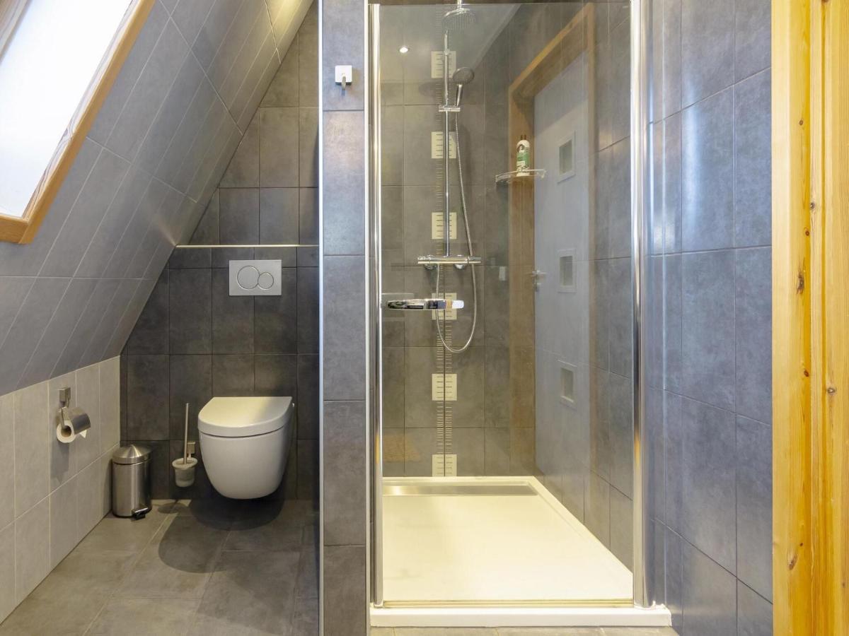 Beautiful Holiday Home With Private Terrace Kropswolde Екстериор снимка