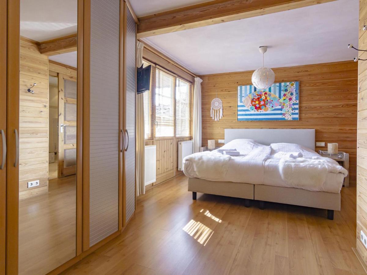 Beautiful Holiday Home With Private Terrace Kropswolde Екстериор снимка